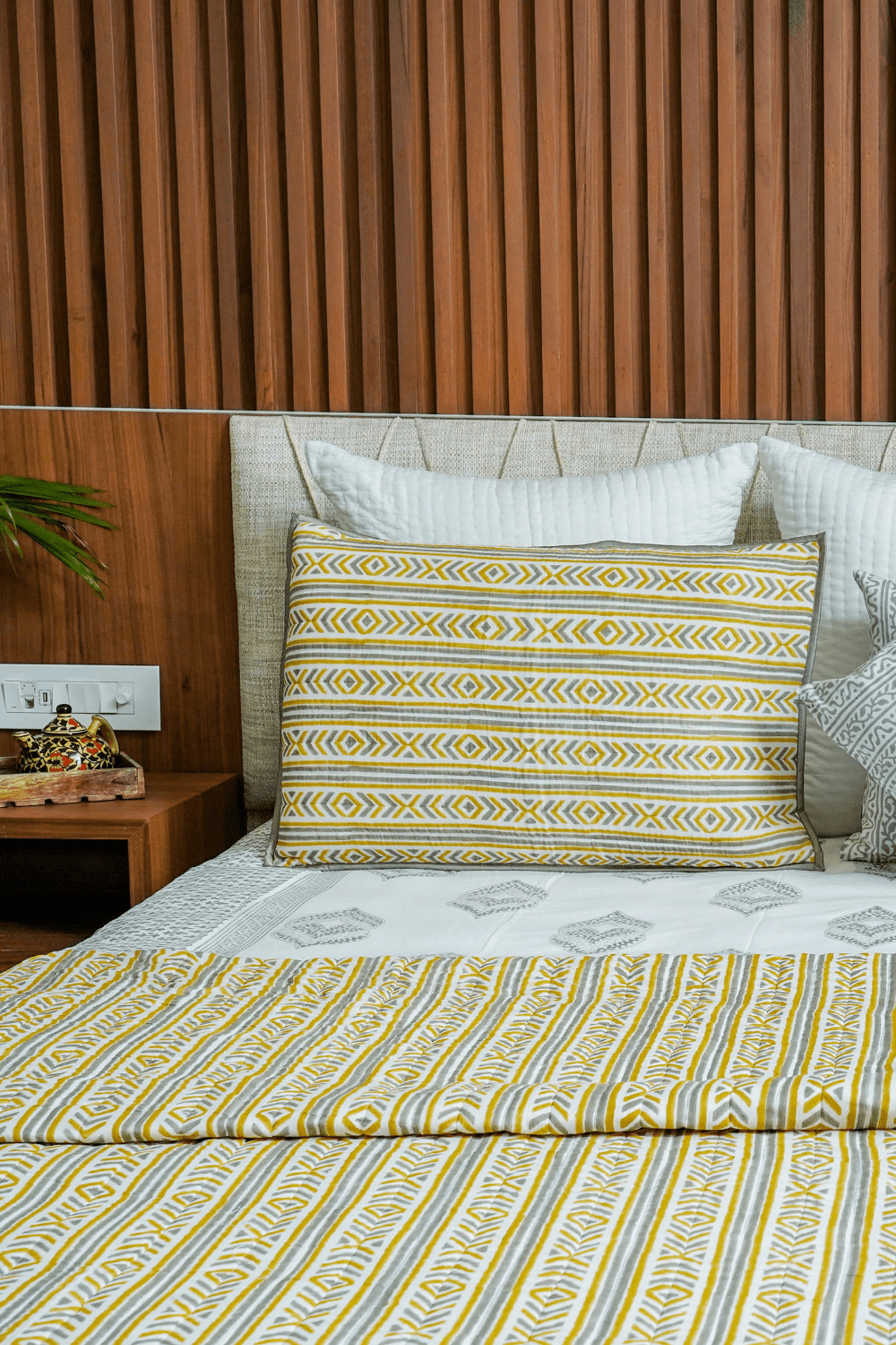 Bedding Set Yellow